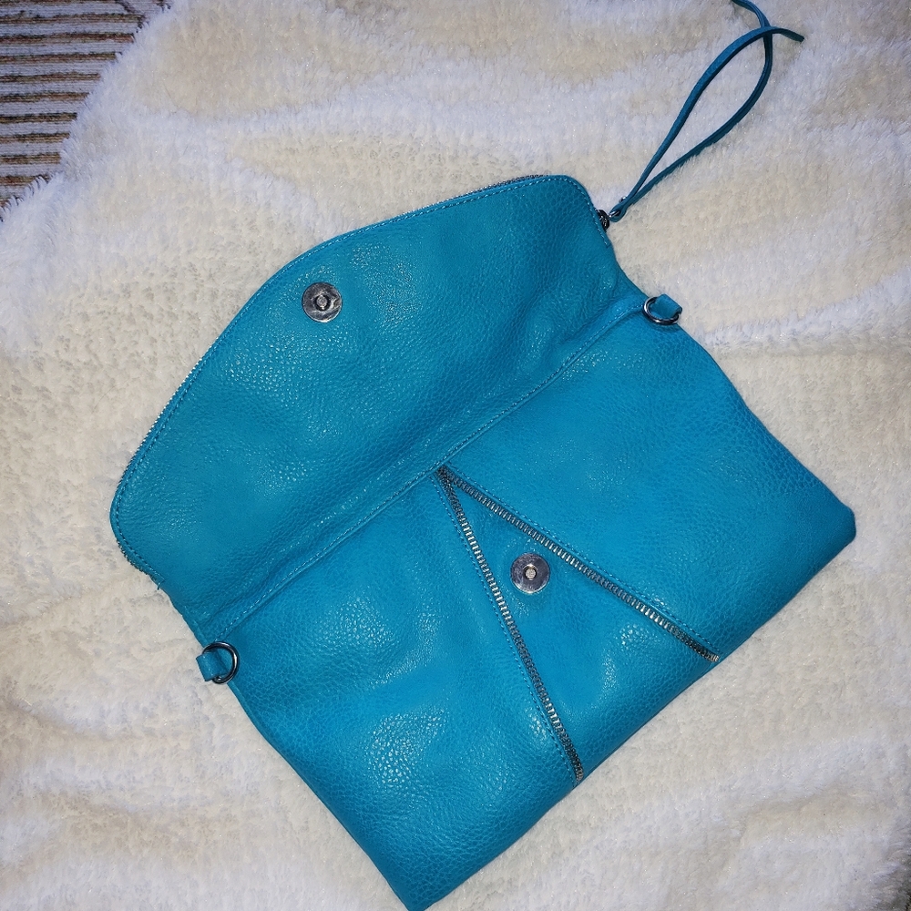 B Blue Clutch - Picture 2 of 12